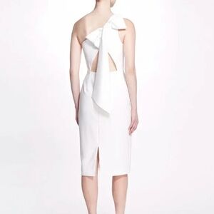 Elegant White One-Shoulder Dress with Bow